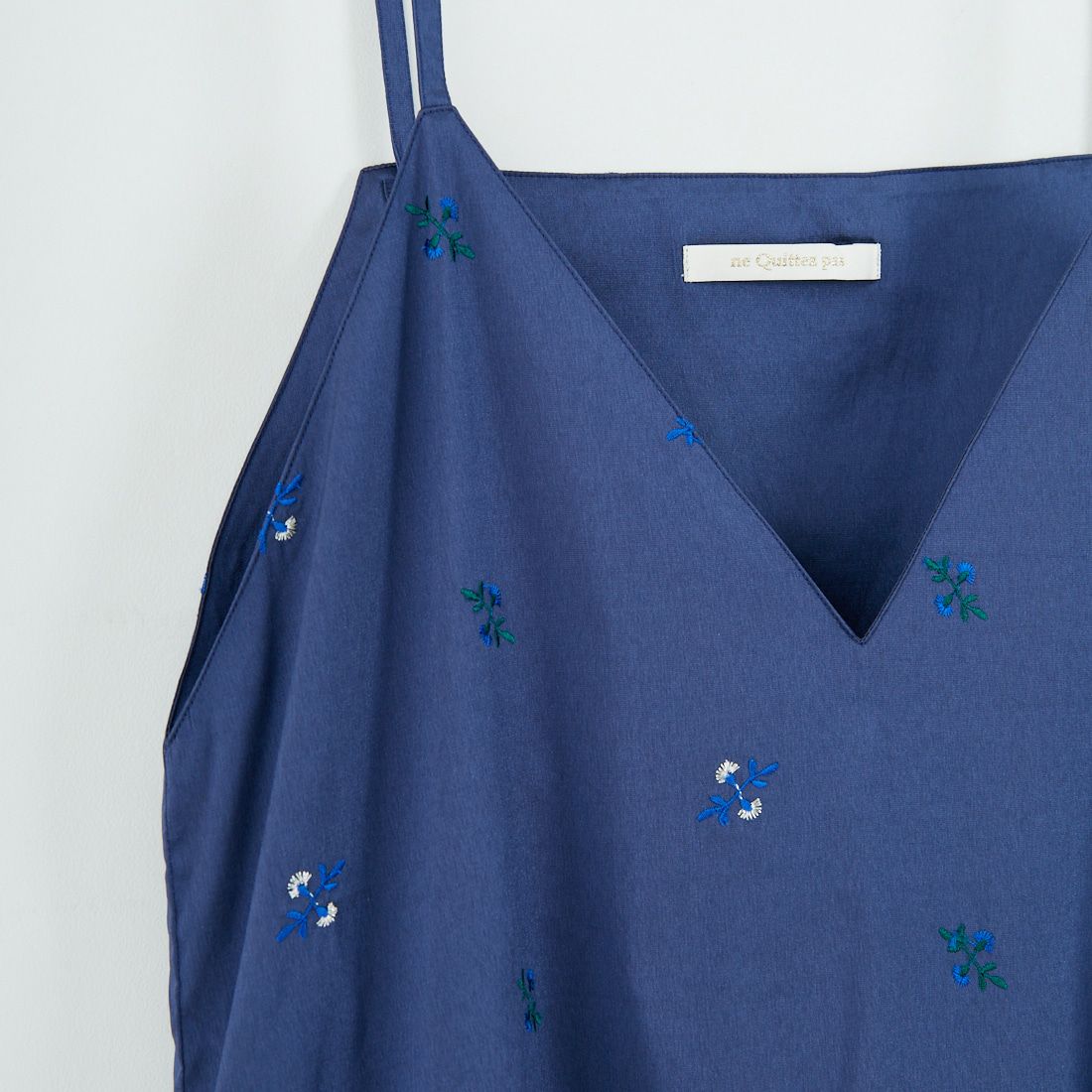ne Quittez pas [ヌキテパ] フラワー刺繍キャミドレス [010552FL3] 79 NAVY