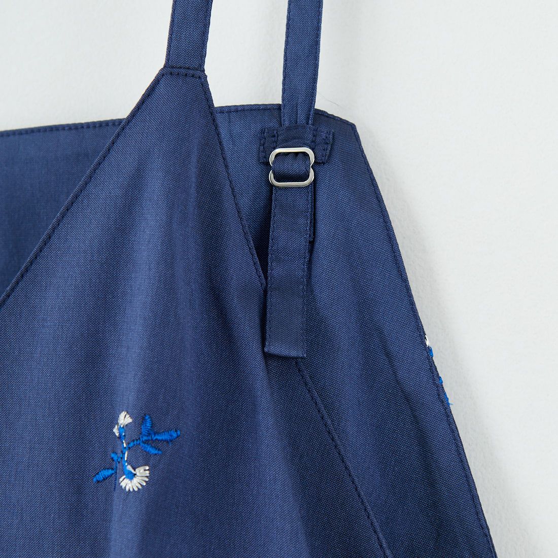 ne Quittez pas [ヌキテパ] フラワー刺繍キャミドレス [010552FL3] 79 NAVY