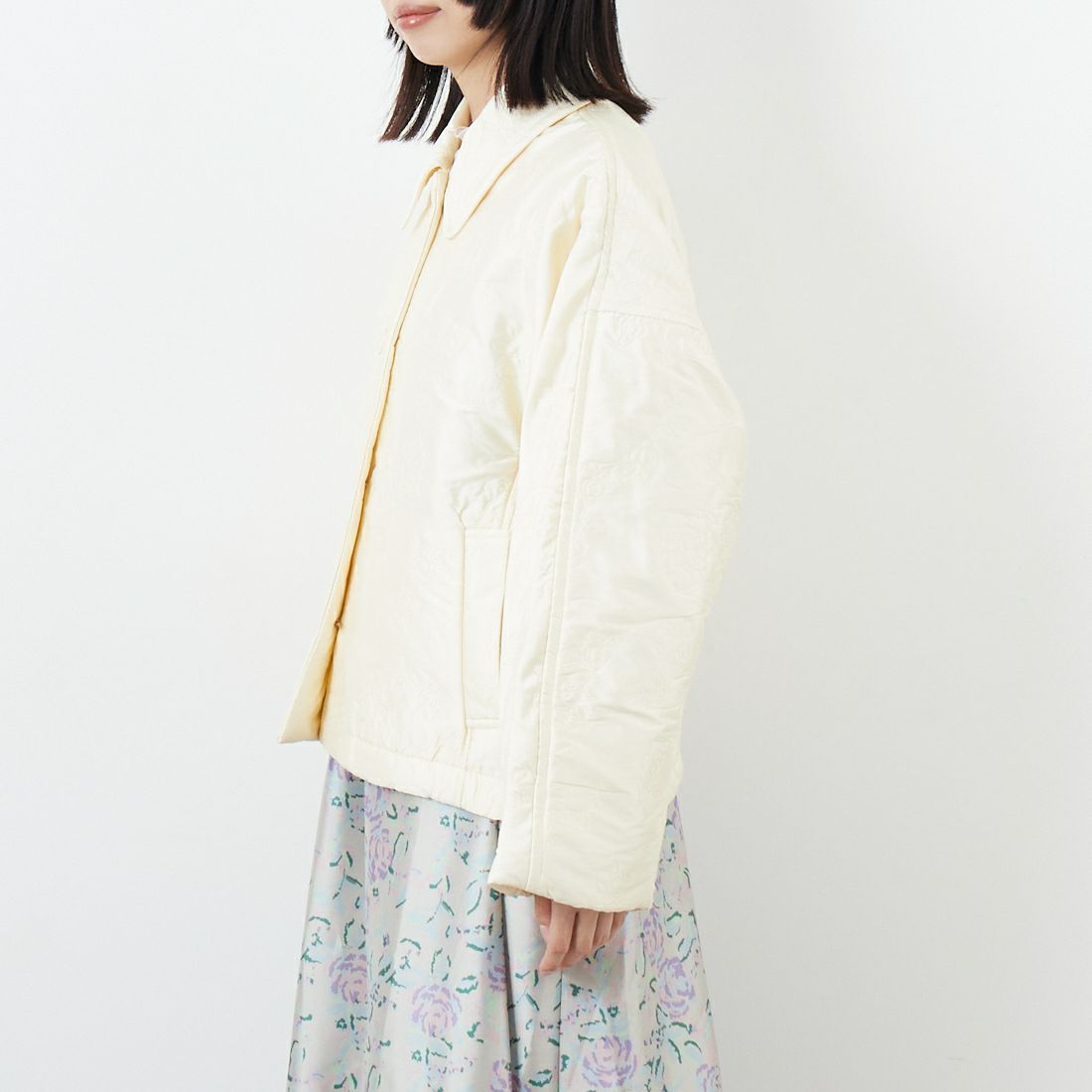 ne Quittez pas [ヌキテパ] フラワー刺繍キルティングジャケット [010952FF3] 03 IVORY &&モデル身長：162cm 着用サイズ：F&&