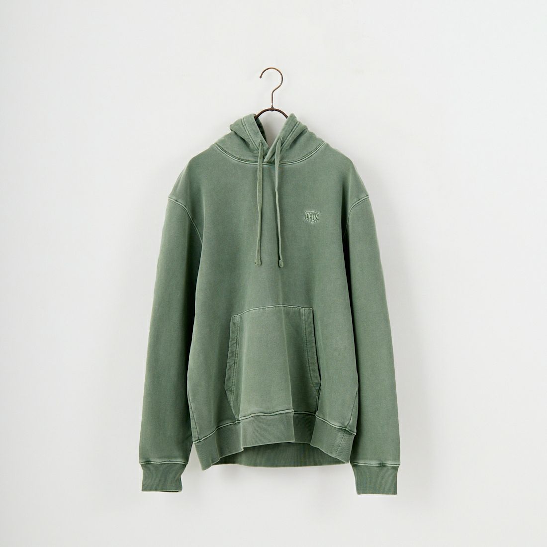 DEUS EX MACHINA [デウス エクス マキナ] シールド ガーメントダイフーディ [DMF258461]