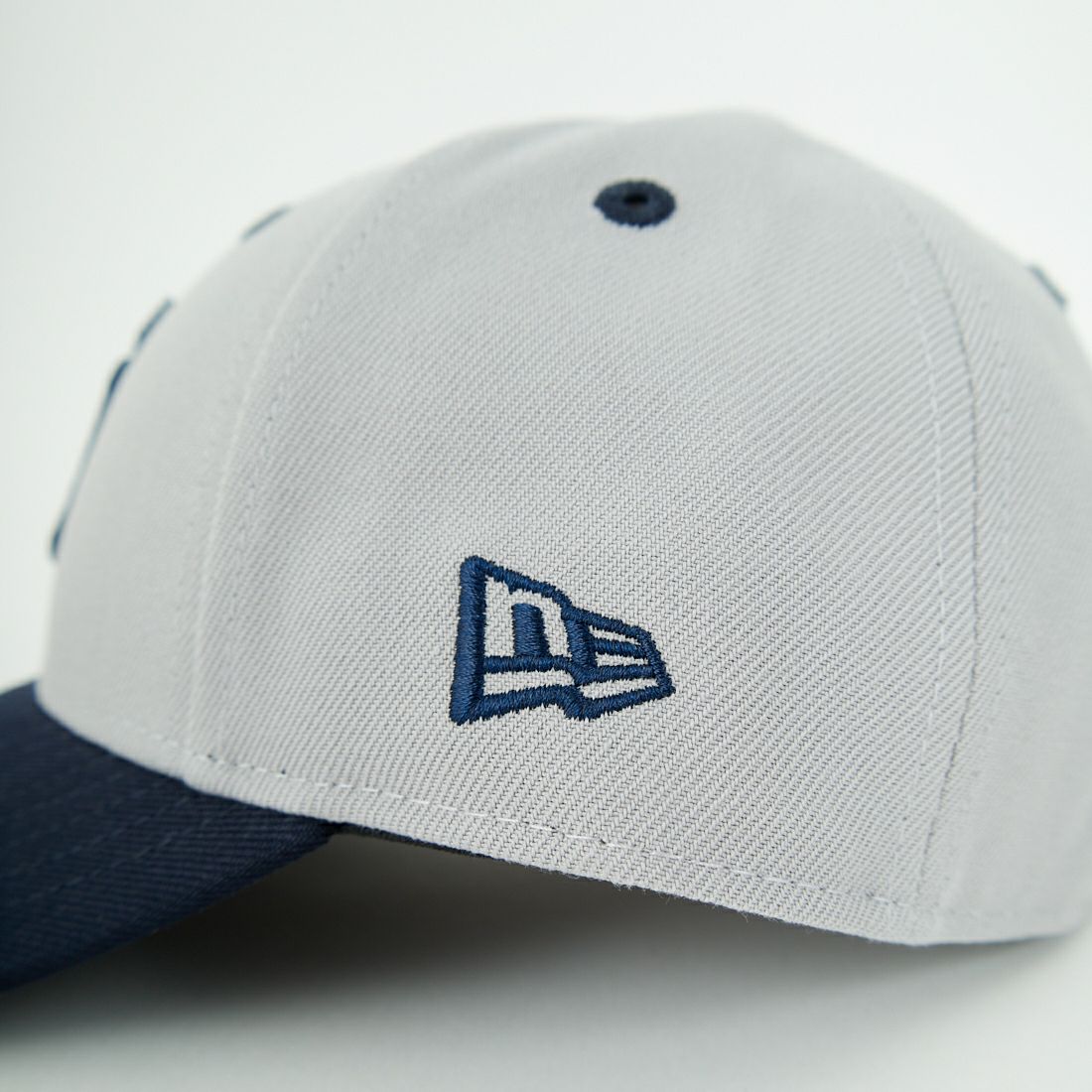 NEW ERA [ニューエラ] 9FORTY 2トーンウーブンラベル ニューヨーク・ヤンキース [14667828] NEYYAN GRY