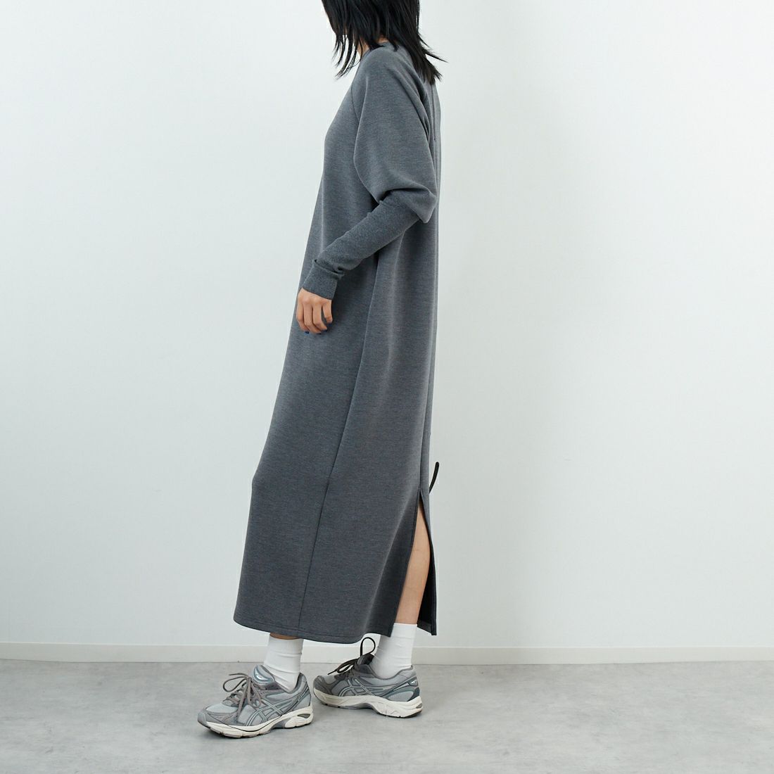 CLOCHE [クロシェ] ロングリブダンボールワンピース [55085029] ﾁｬｺｰﾙ &&モデル身長：167cm 着用サイズ：2&&