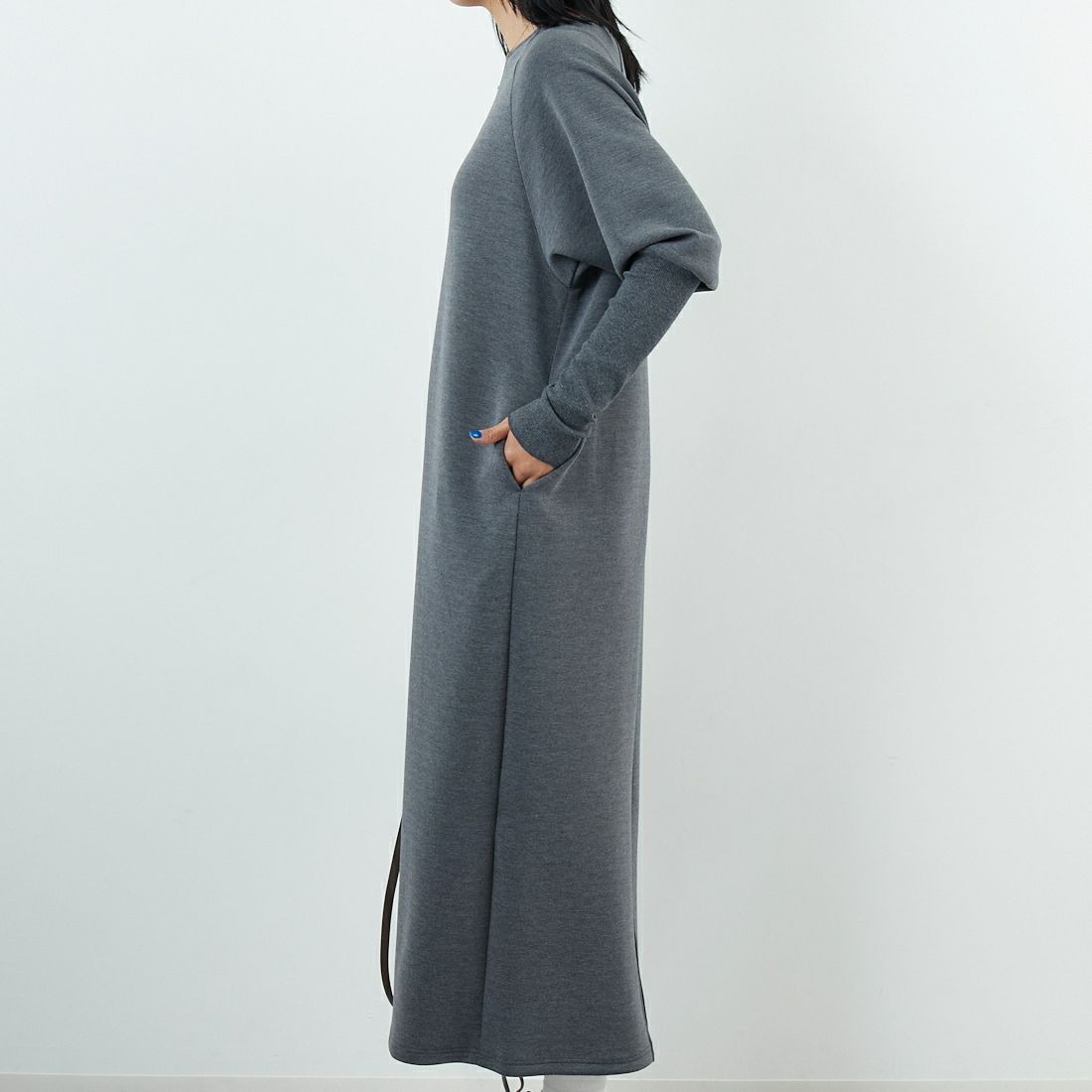 CLOCHE [クロシェ] ロングリブダンボールワンピース [55085029] ﾁｬｺｰﾙ &&モデル身長：167cm 着用サイズ：2&&