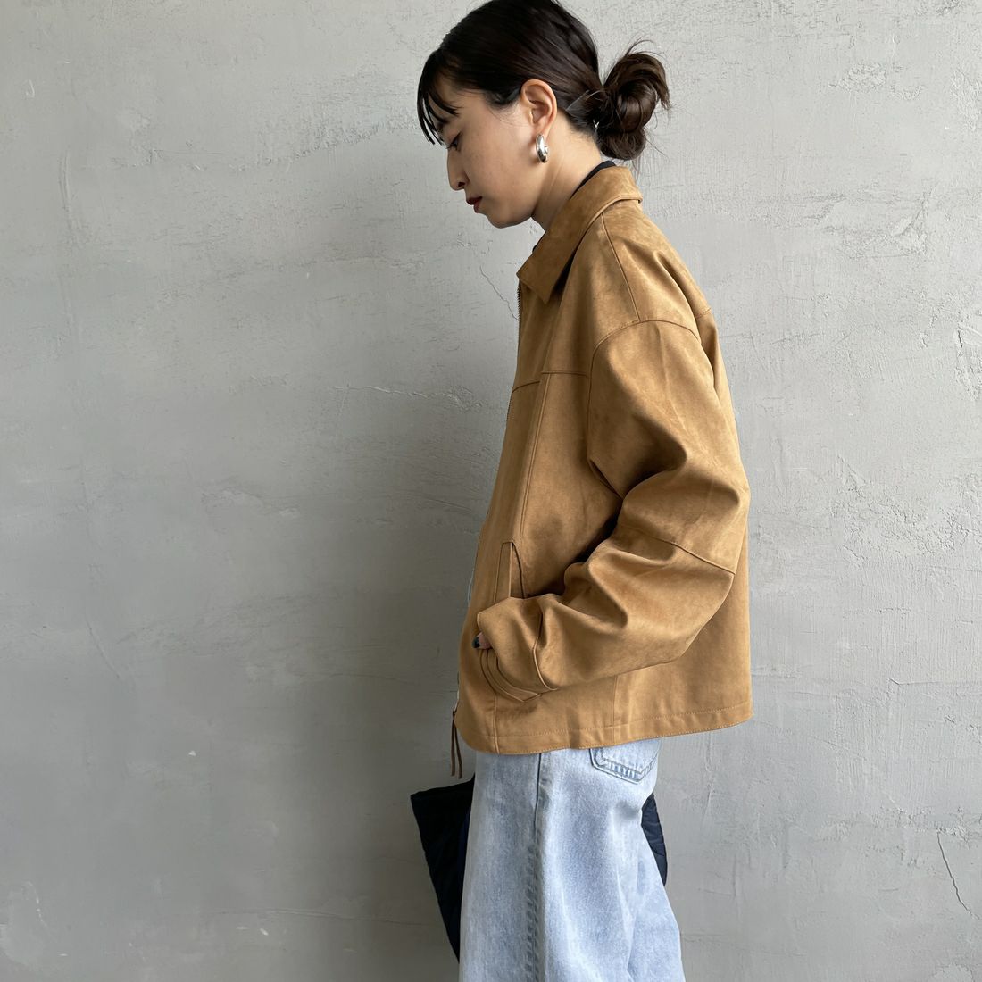 Noir Fabrik [ヌワールファブリック] スエードジャケット [25495-HN] CAMEL &&モデル身長：150cm 着用サイズ：F&&