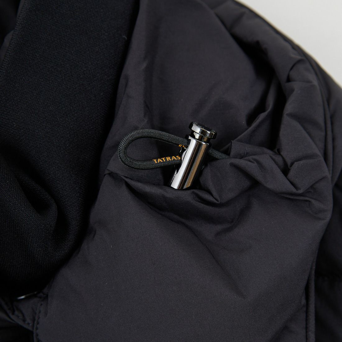 TATRAS [タトラス] TARO ライトダウンジャケット [MJXA0023013588] BLACK