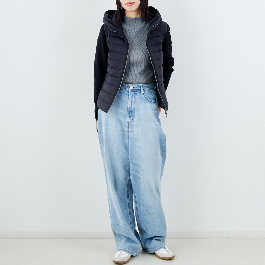 TATRAS [タトラス] GRIF ライトダウンジャケット [LJXA0030013588] BLACK &&モデル身長：162cm 着用サイズ：2&&
