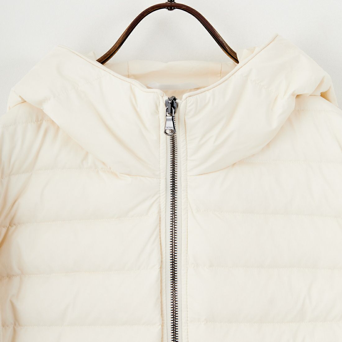 TATRAS [タトラス] GRIF ライトダウンジャケット [LJXA0030013588] IVORY