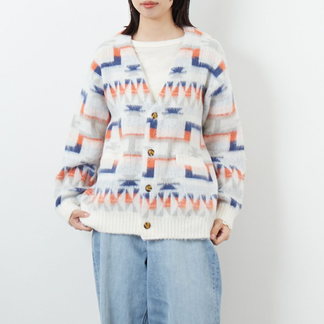 Jf Ready Made [ジェイエフレディメイド] バルキージャガードカーディガン [254AN2CD022JF] WHT &&モデル身長：162cm 着用サイズ：F&&