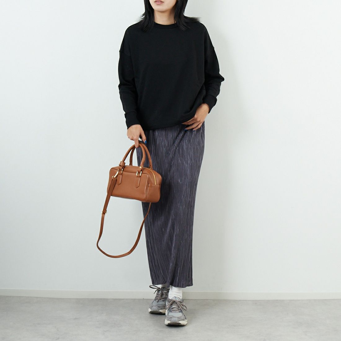 Jf Ready Made [ジェイエフレディメイド] 切替スウェット [3106107] 801 ﾌﾞﾗｯｸ &&モデル身長：167cm 着用サイズ：F&&