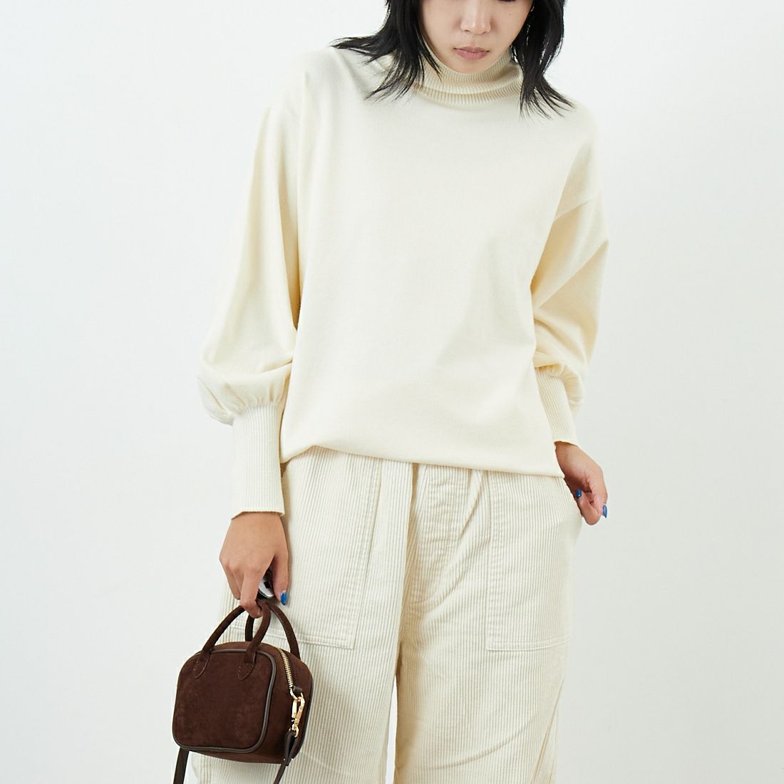 Jf Ready Made [ジェイエフレディメイド] スリットタートルネックニット [3106204] 104 ｵﾌｰ &&モデル身長：167cm 着用サイズ：F&&