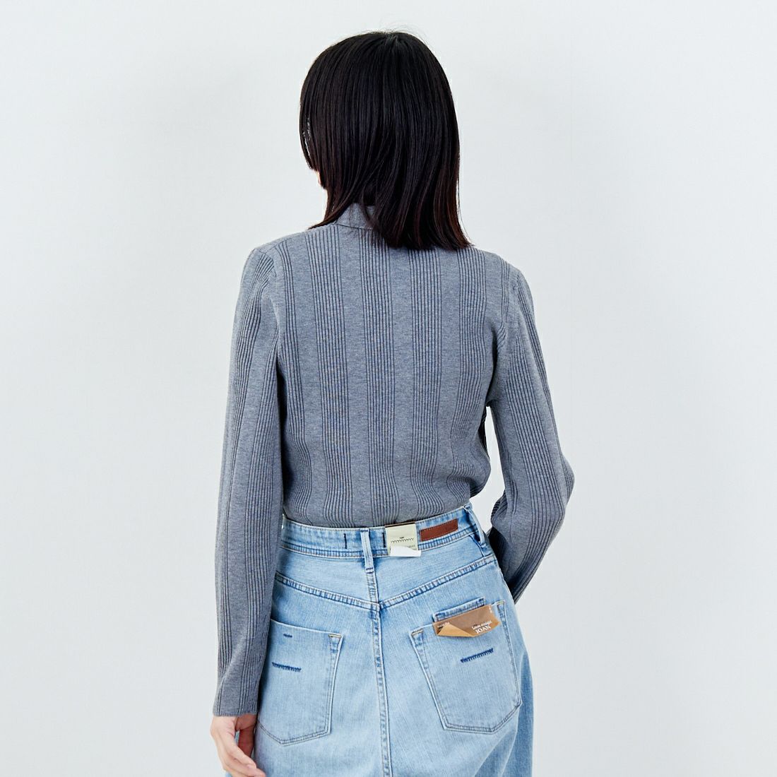 TORRAZZO DONNA [トラッゾドンナ] リブニットポロシャツ [6262-462] 13 GRAY &&モデル身長：162cm 着用サイズ：F&&