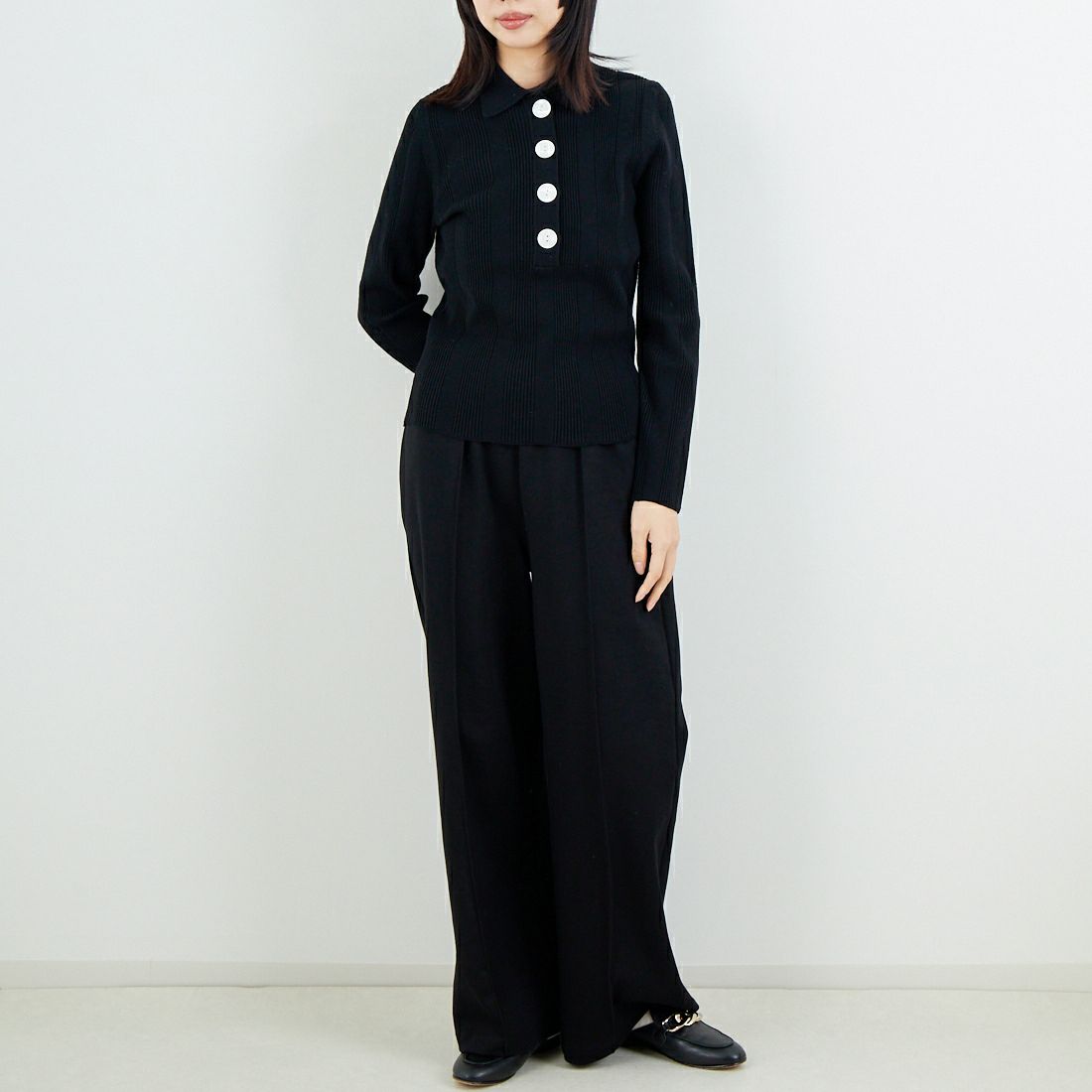 TORRAZZO DONNA [トラッゾドンナ] リブニットポロシャツ [6262-462] 19 BLACK &&モデル身長：162cm 着用サイズ：F&&