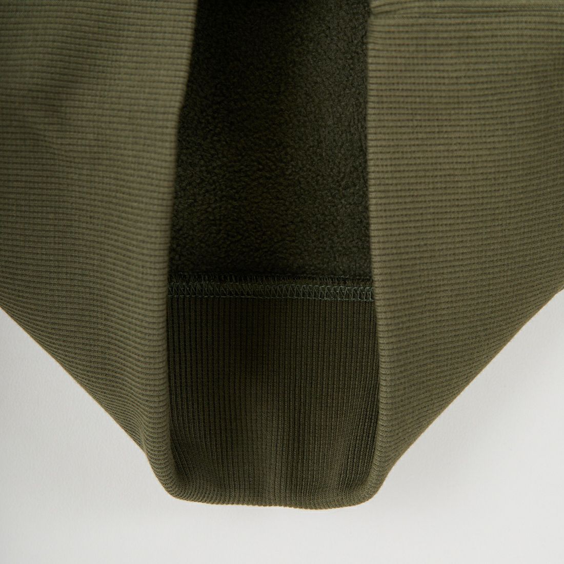 FRED PERRY [フレッドペリー] ローレルリースロゴ刺繍 クルーネックスウェット [M4727] W19 LAUREL