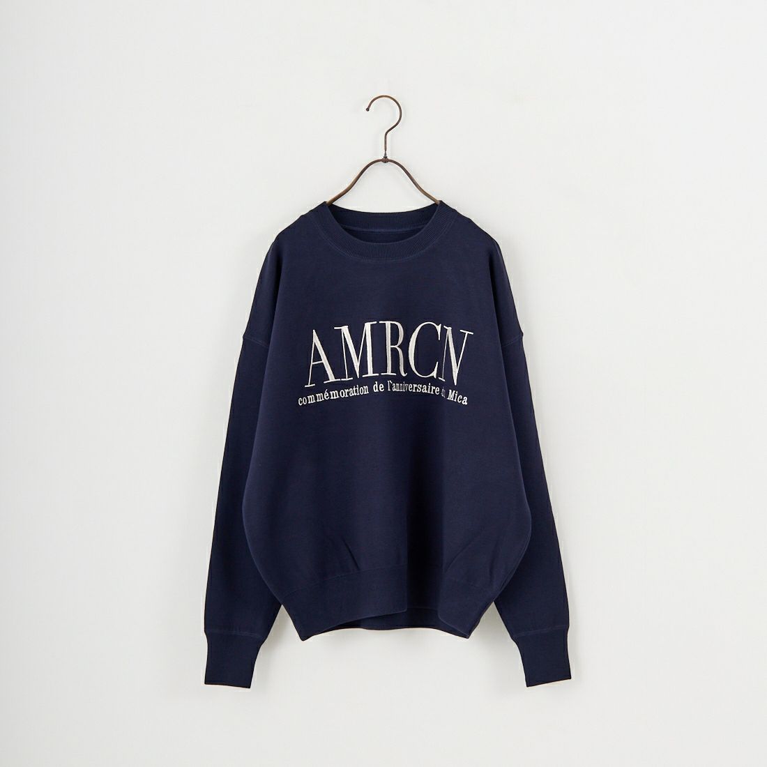 MICA&DEAL [マイカアンドディール] AMERICANA×MICA クルーネック刺繍ニット [0125308272] NAVY