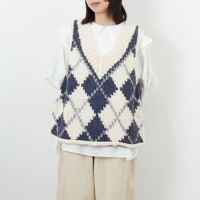 06 O.WHITE&&モデル身長：162cm 着用サイズ：F&&