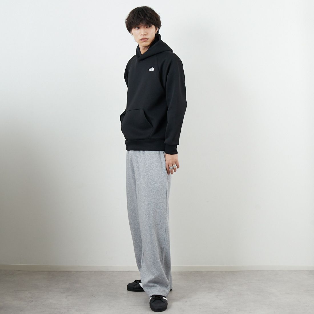 THE NORTH FACE [ザ ノースフェイス] テックエアースウェットフーディ [NT62583] K &&モデル身長：179cm 着用サイズ：M&&