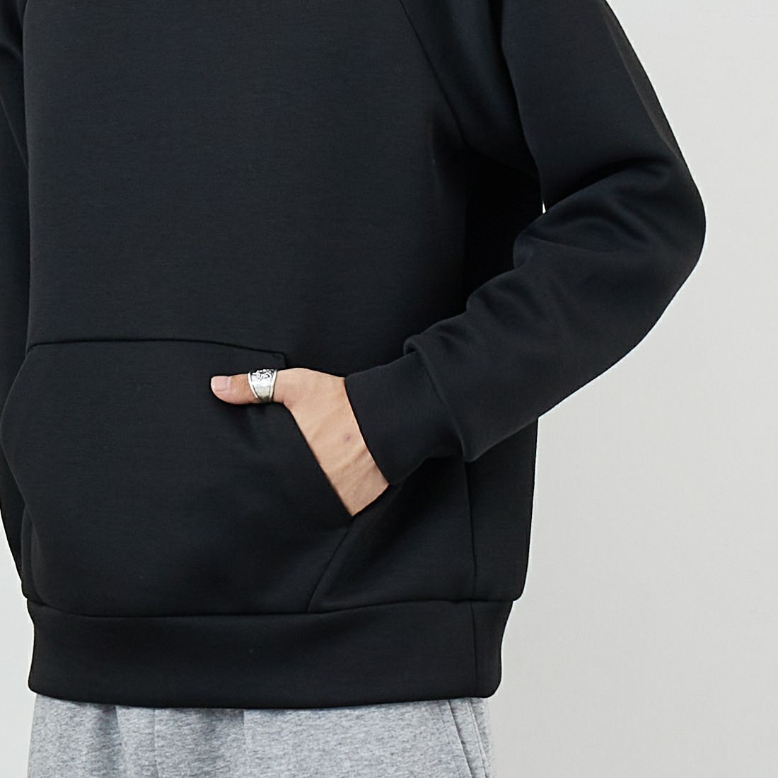 THE NORTH FACE [ザ ノースフェイス] テックエアースウェットフーディ [NT62583] K &&モデル身長：179cm 着用サイズ：M&&