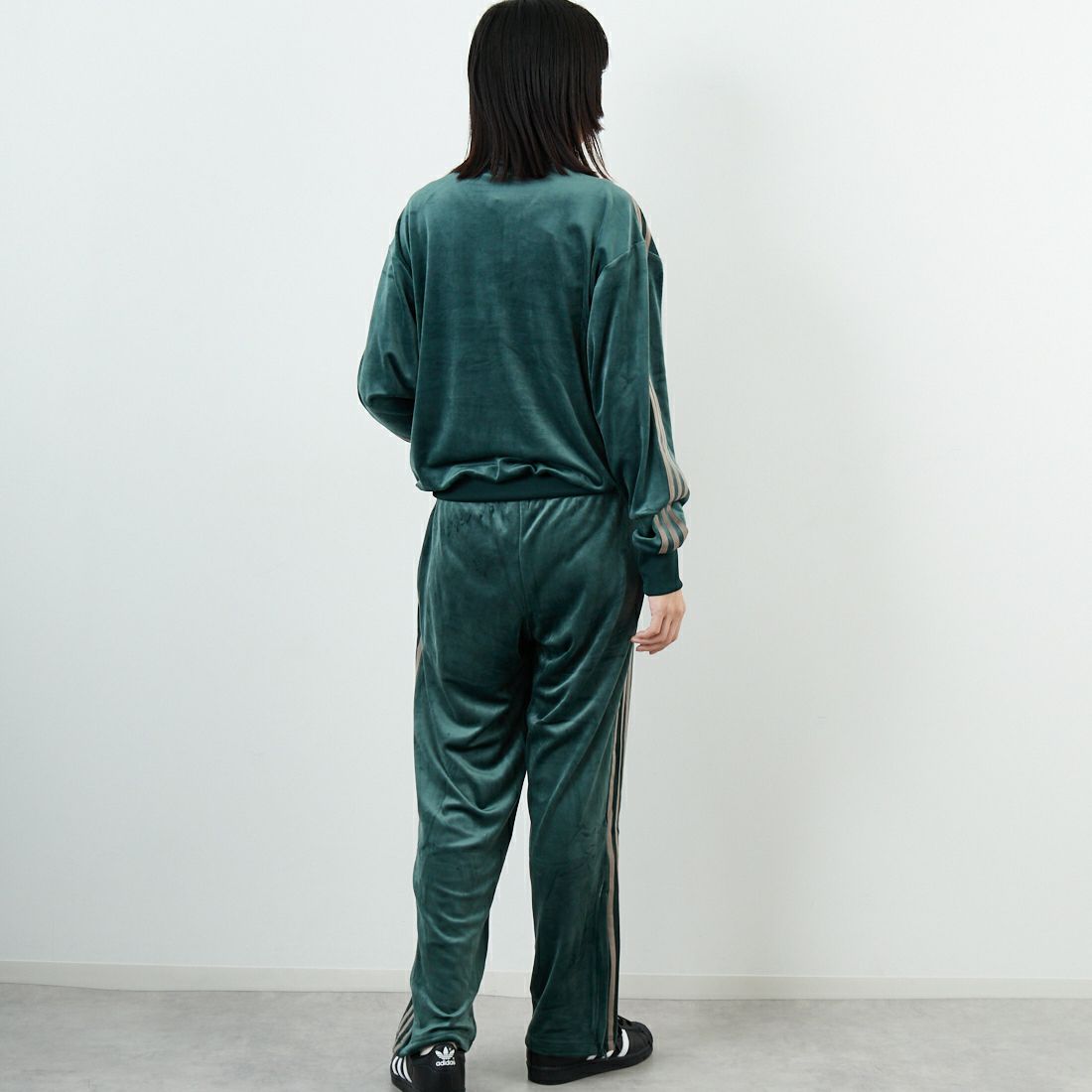 adidas Originals [アディダス オリジナルス] ファイヤーバード ベロアトラックパンツ [CI147] KD9384
