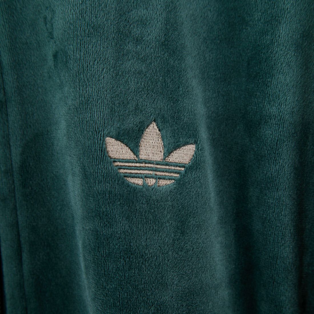 adidas Originals [アディダス オリジナルス] ファイヤーバード ベロアトラックトップ [ID053] KD9375