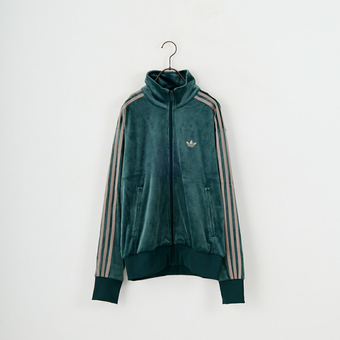 リヴァプール TERRACEICON ハーフジップジャケット　XL adidas リバプール 25/26 TERRACE ICON ハーフジップ ジャケット