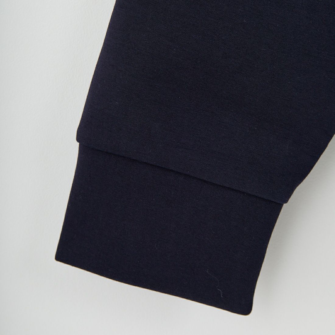 +phenix [プラスフェニックス] 別注 ダンボールニット サイドジップクルーネックスウェット [POO-25082IN-JF] NAVY