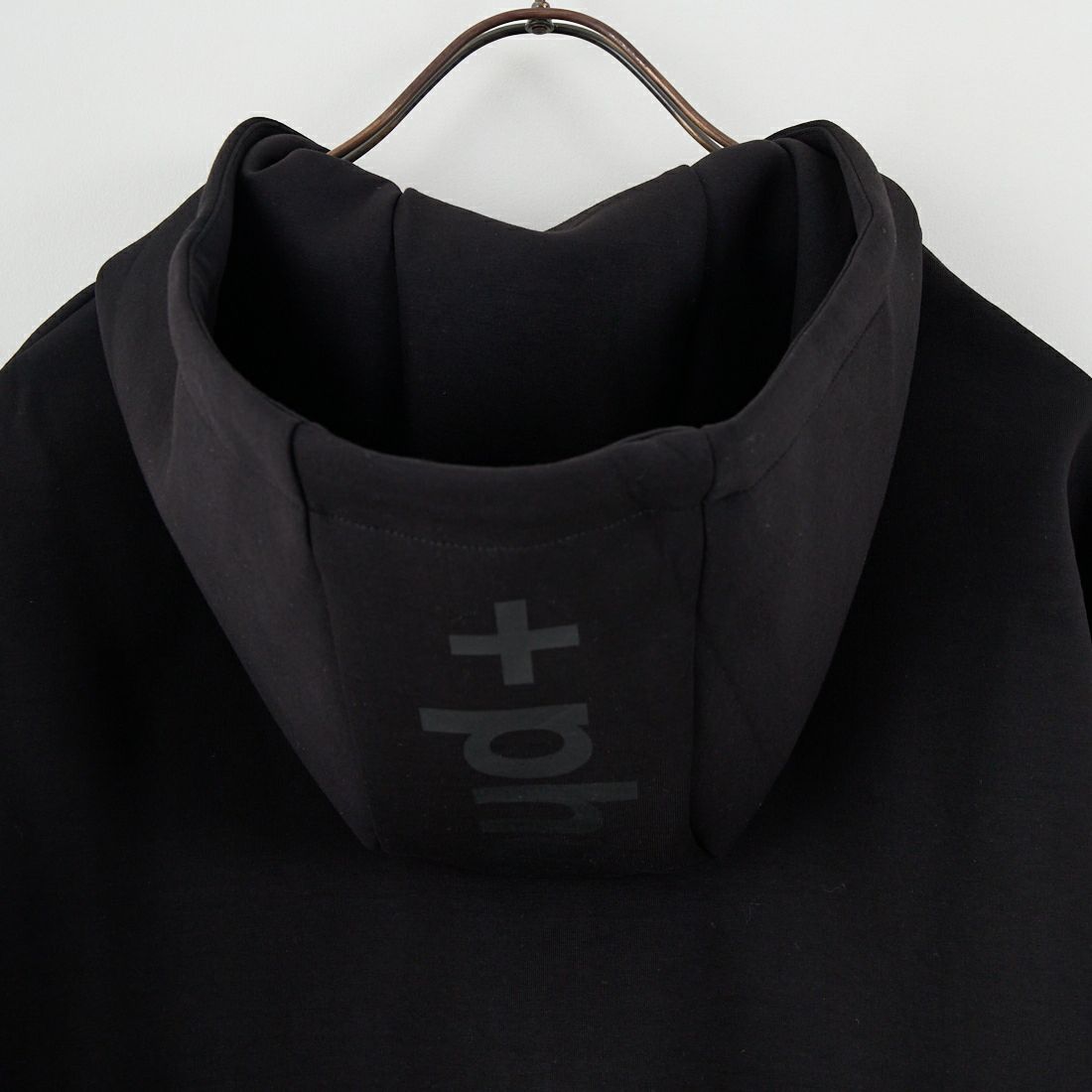 +phenix [プラスフェニックス] 別注 ダンボールニット ジップアップパーカー [POO-25081IN-JF] BLACK