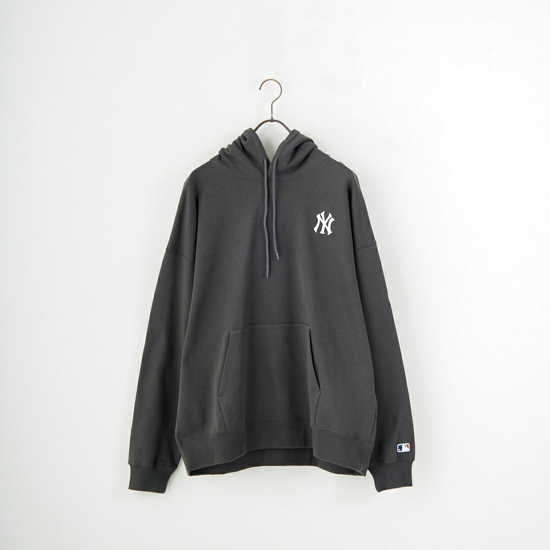 Fanatics [ファナティクス] 別注 MLBロゴ バックプリント スウェットパーカー [ML0625FW0006-JF] CHR NY