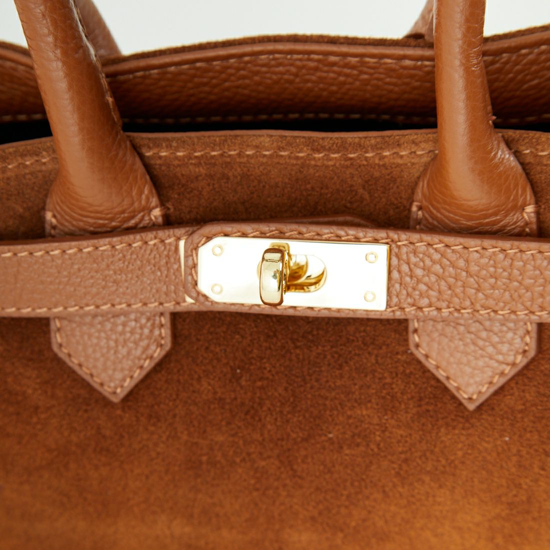 AULENTTI [オウレンティ] 2WAYレザーショルダーバッグ [ST-219MOD-DO]