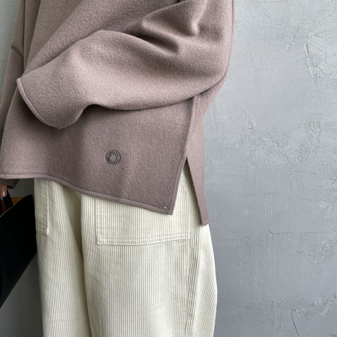 ORCIVAL [オーシバル] ウールプルオーバー [OR-D0128KKW] TAUPE &&モデル身長：158cm 着用サイズ：1&&
