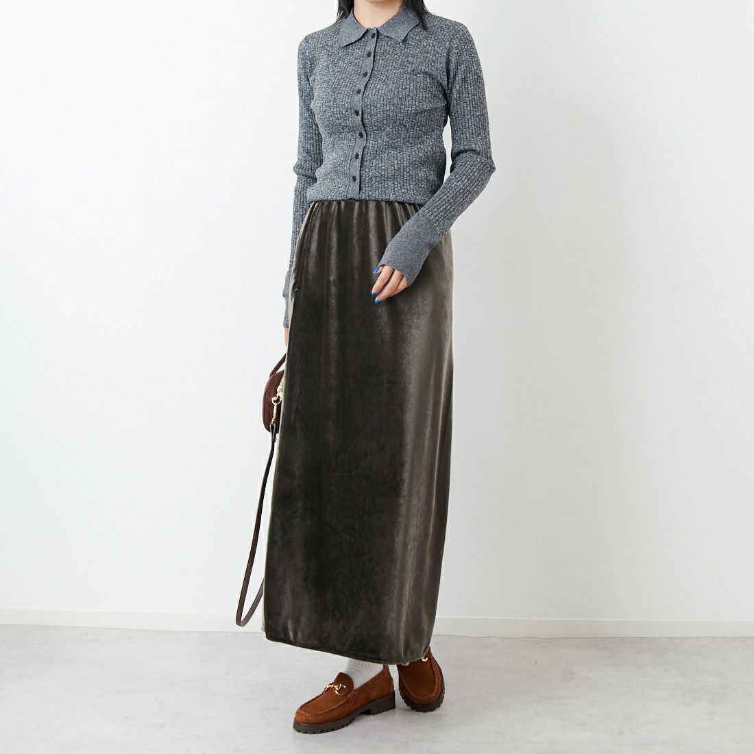 MICA&DEAL [マイカアンドディール] ポロニットカーディガン [0125308250] BLACK &&モデル身長：167cm 着用サイズ：F&&