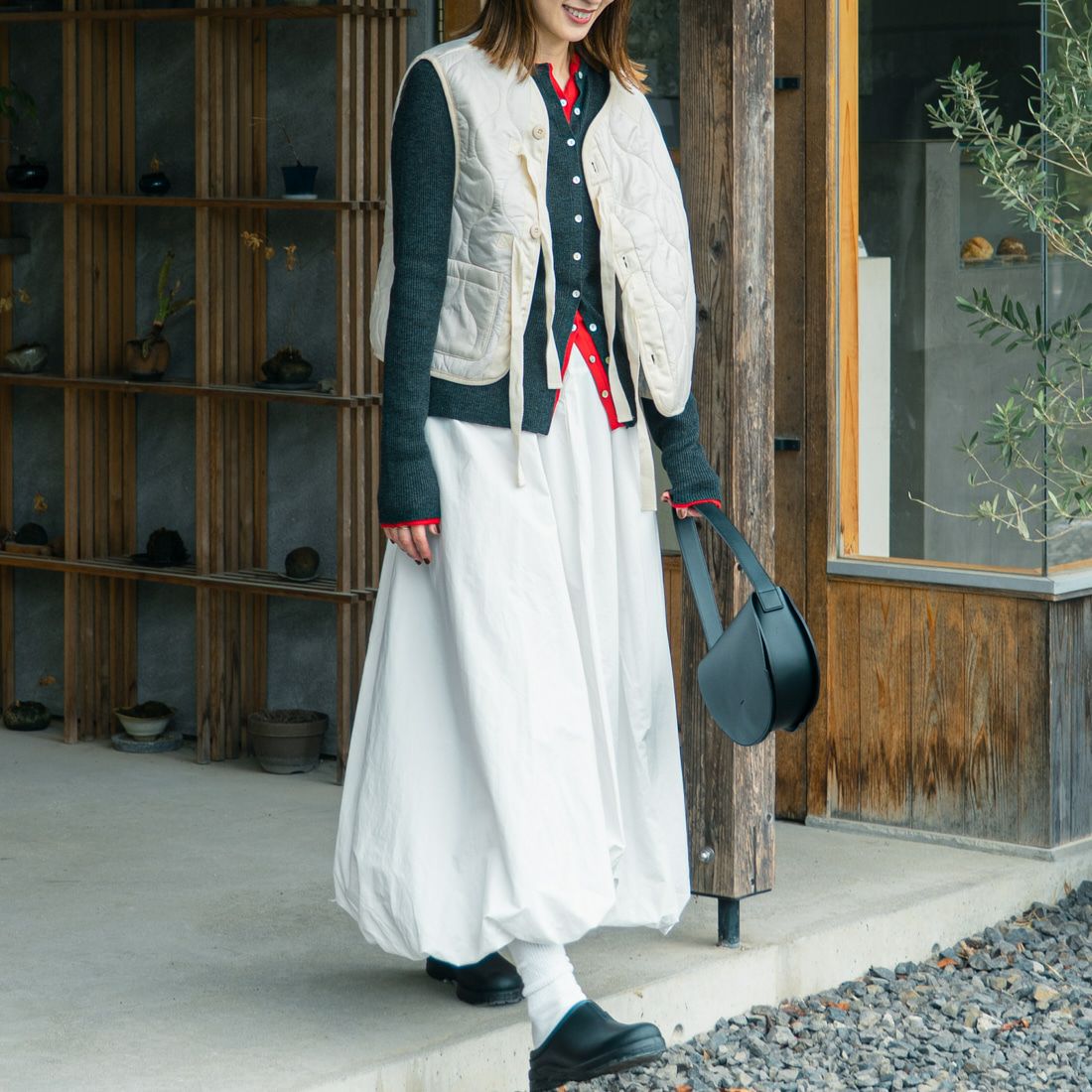 Noir Fabrik [ヌワールファブリック] バルーンフレアスカート [IN3-SK-5] WHITE &&モデル身長：165cm 着用サイズ：F&&