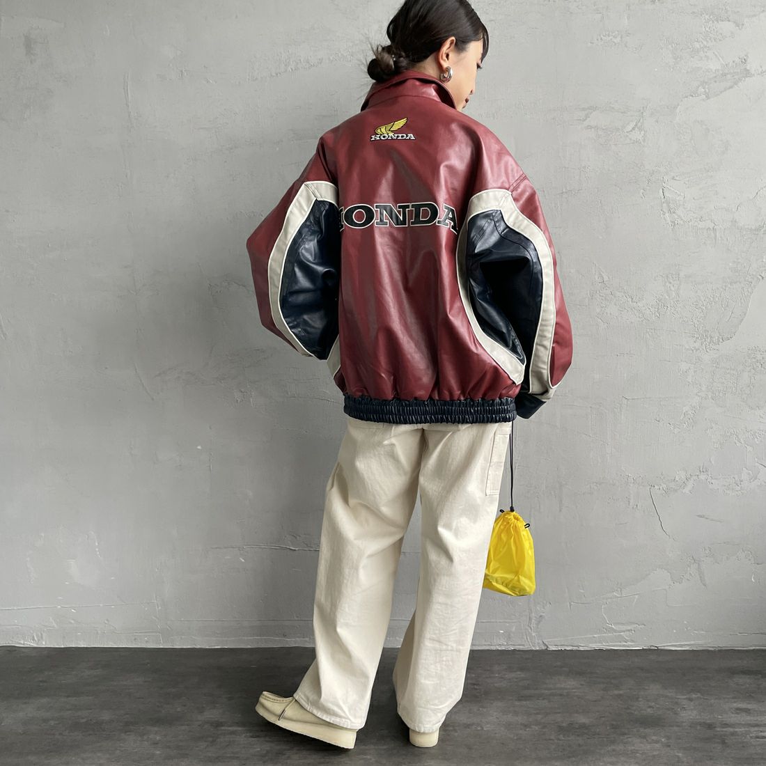 HONDA × JEANSFACTORY [ホンダ × ジーンズファクトリー] フェイクレザーレーシングジャケット [JFC-254-085] RED &&モデル身長：150cm 着用サイズ：S&&