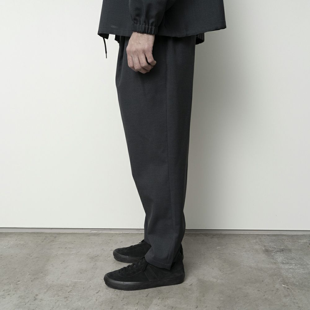 STILL BY HAND [スティルバイハンド] リラックス2タックパンツ [PT01253] INK BLACK