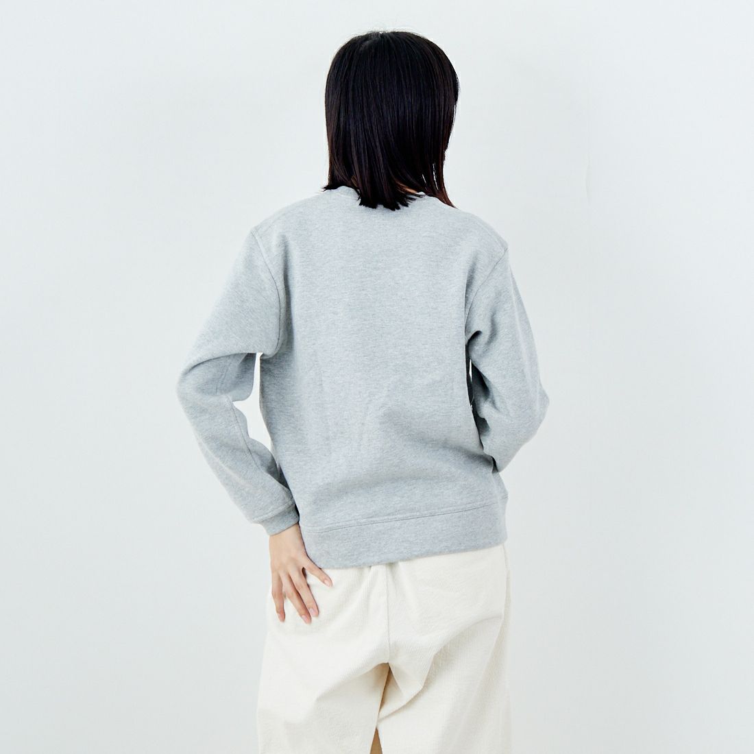 CHUMS [チャムス] ブービーバード ユニバーシティクルートップ [CH10-1505] G005 H.GRY &&モデル身長：162cm 着用サイズ：WM&&