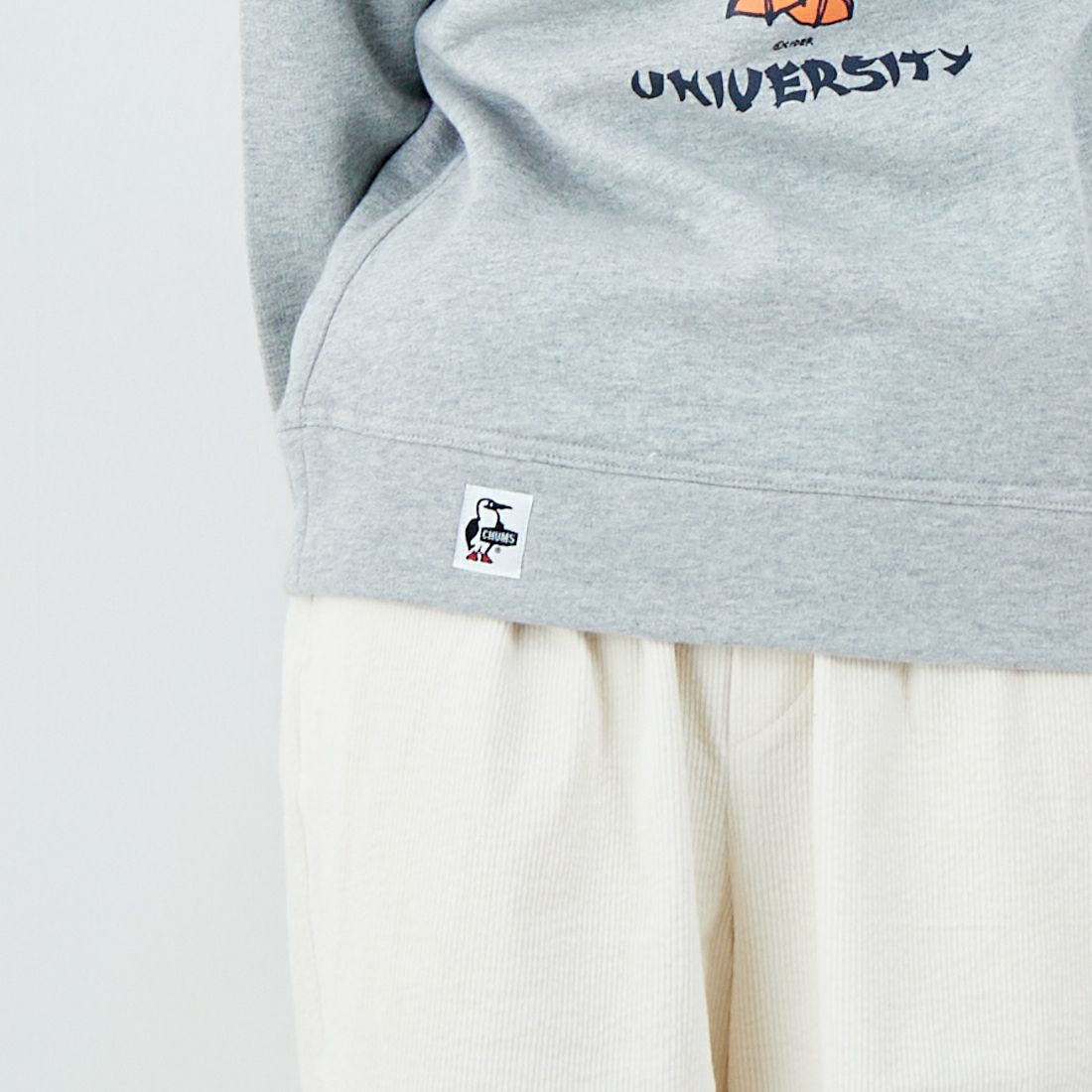 CHUMS [チャムス] ブービーバード ユニバーシティクルートップ [CH10-1505] G005 H.GRY &&モデル身長：162cm 着用サイズ：WM&&