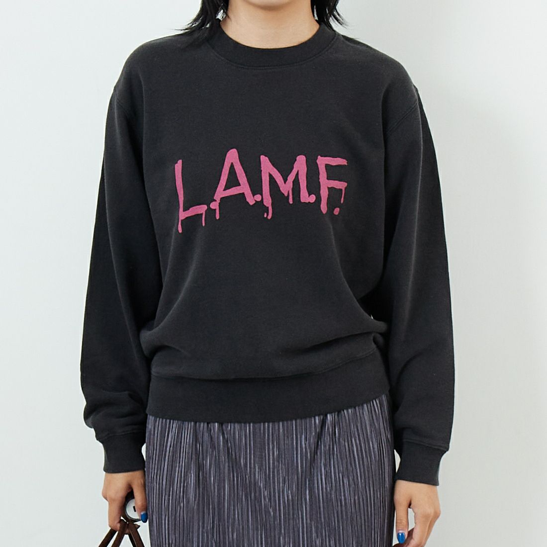 WORN FREE [ウォーン フリー] ブロンディ スウェット LAMF [WFR-VTG-200020] 09 BLACK &&モデル身長：167cm 着用サイズ：S&&