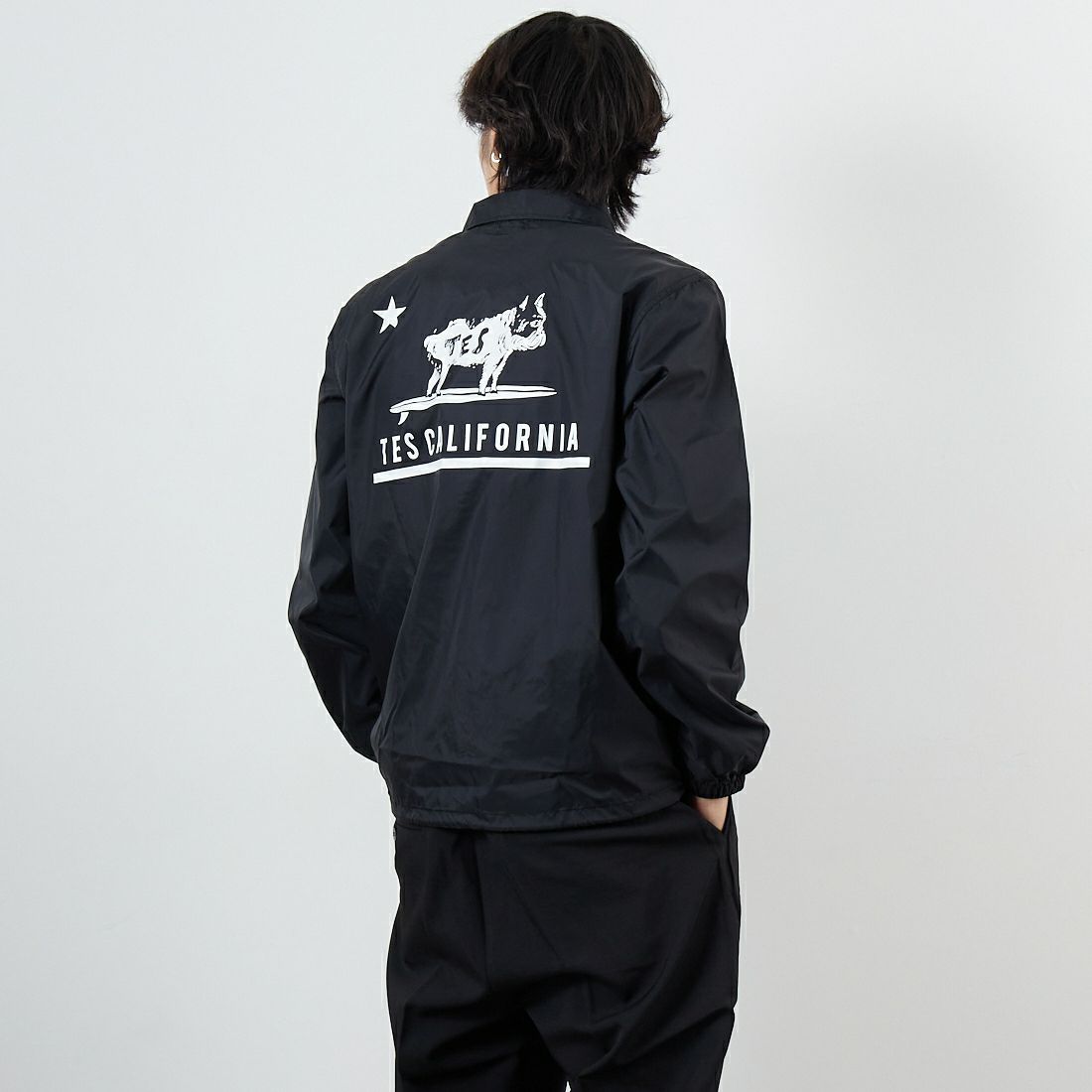 01 BLACK&&モデル身長：179cm 着用サイズ：M&&