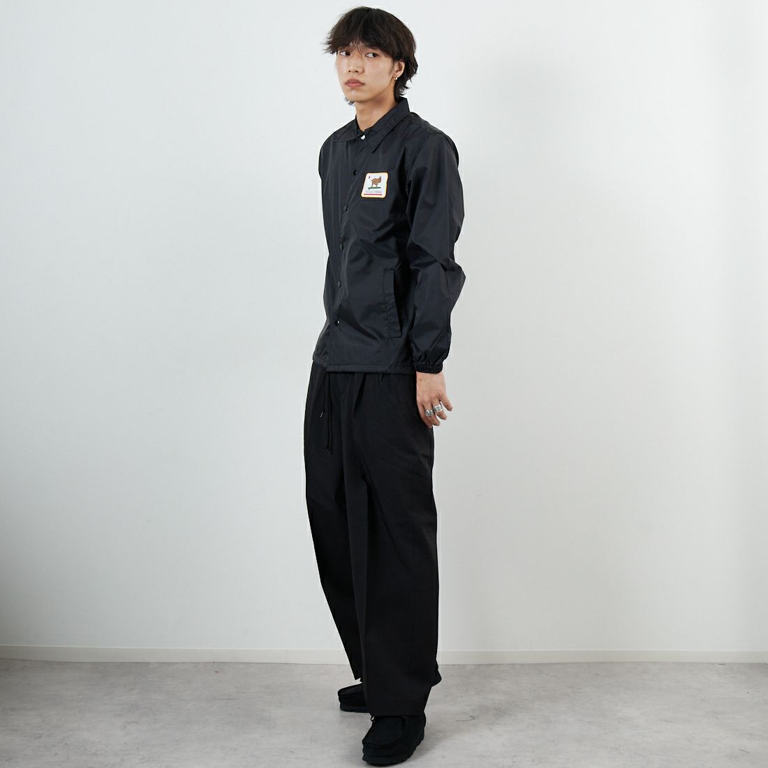 The Endless Summer [エンドレスサマー] カリフォルニアリパブリック コーチジャケット [SD-25774003] 01 BLACK &&モデル身長：179cm 着用サイズ：M&&