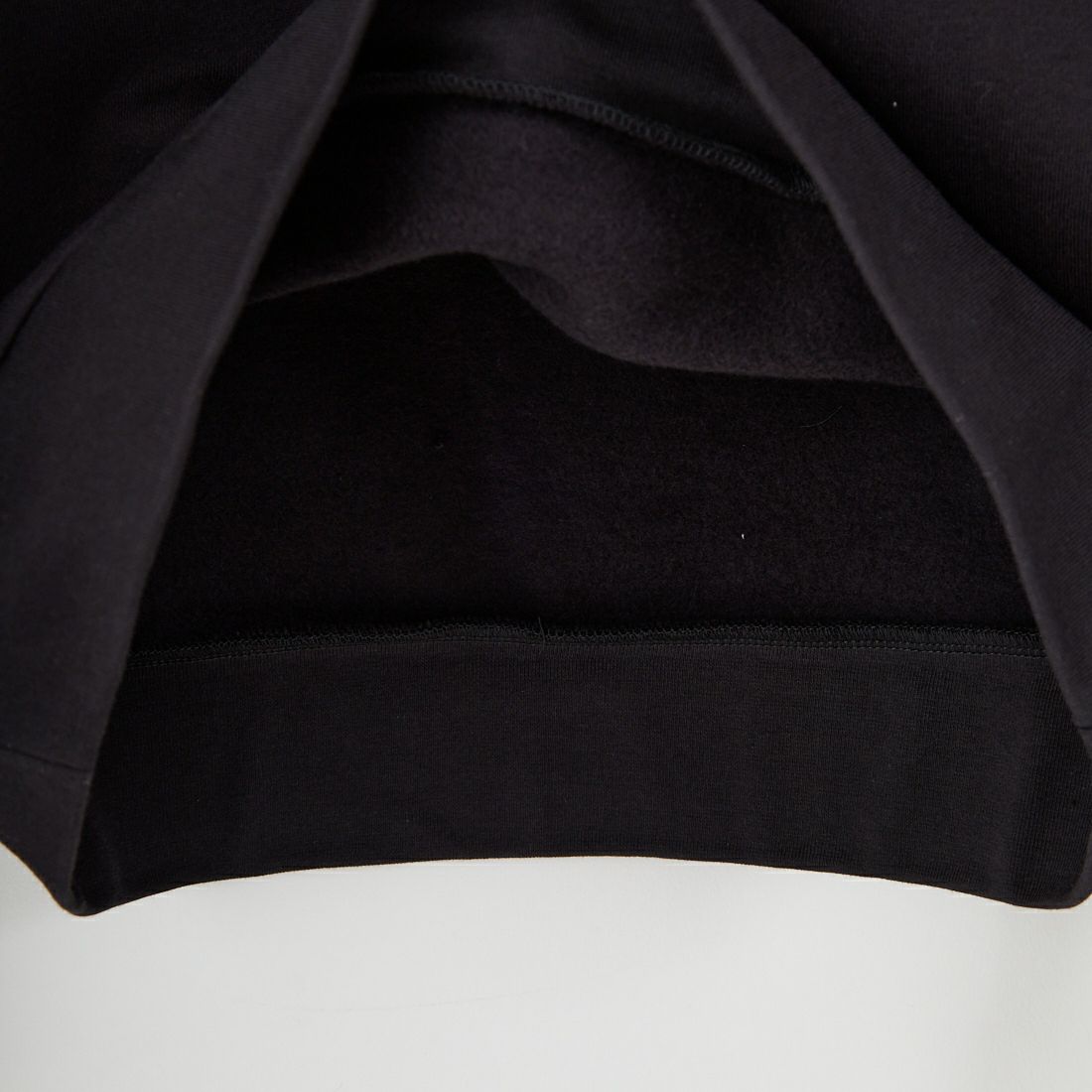 A.P.C. [アー・ペー・セー] APCロゴ刺繍 スウェットシャツ [STANDARD-RUE-MADAME] 99 NOIR