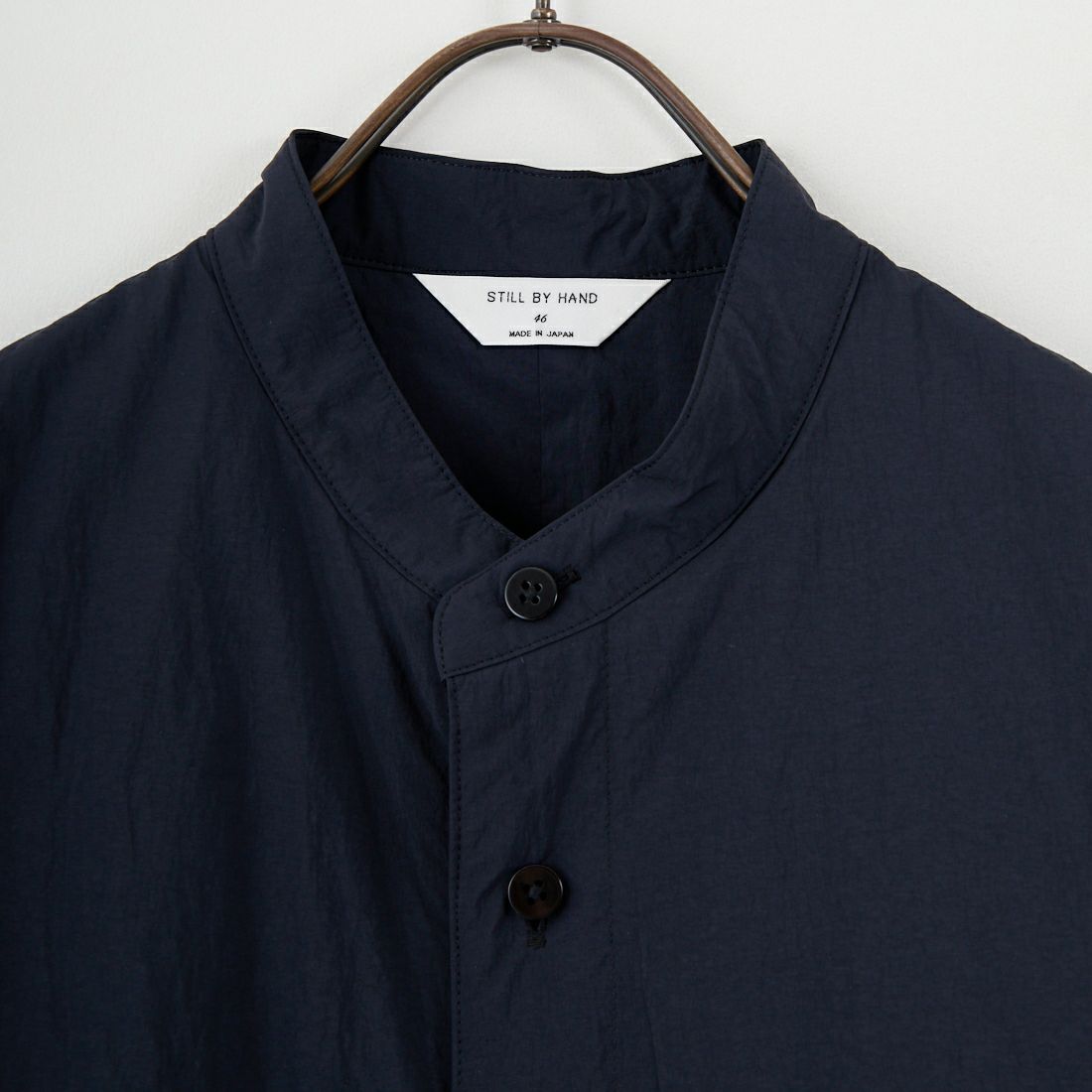STILL BY HAND [スティルバイハンド] バンドカラーパデッドシャツ [BL04253] INK BLACK