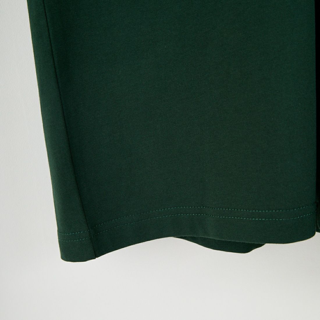 PARIS SAINT-GERMAN [パリ・サンジェルマン] PSG スエードエンブレムスリーブロゴTシャツ [PS0325FW0003] DK GREEN