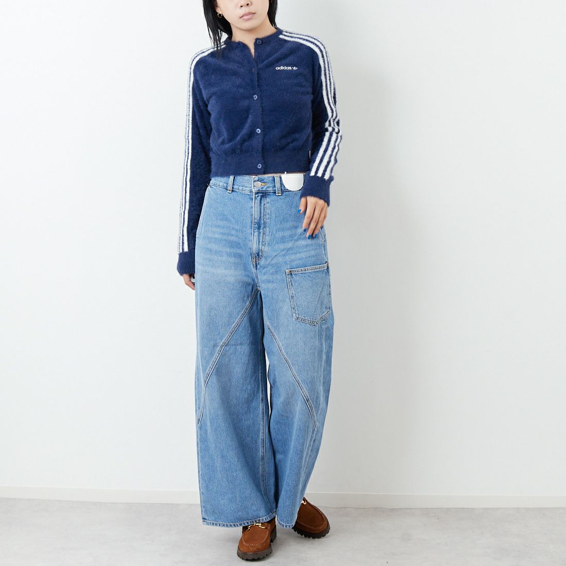 null. [ヌル] フロントバックデニムパンツ [153WFP254010] BLU &&モデル身長：167cm 着用サイズ：36&&