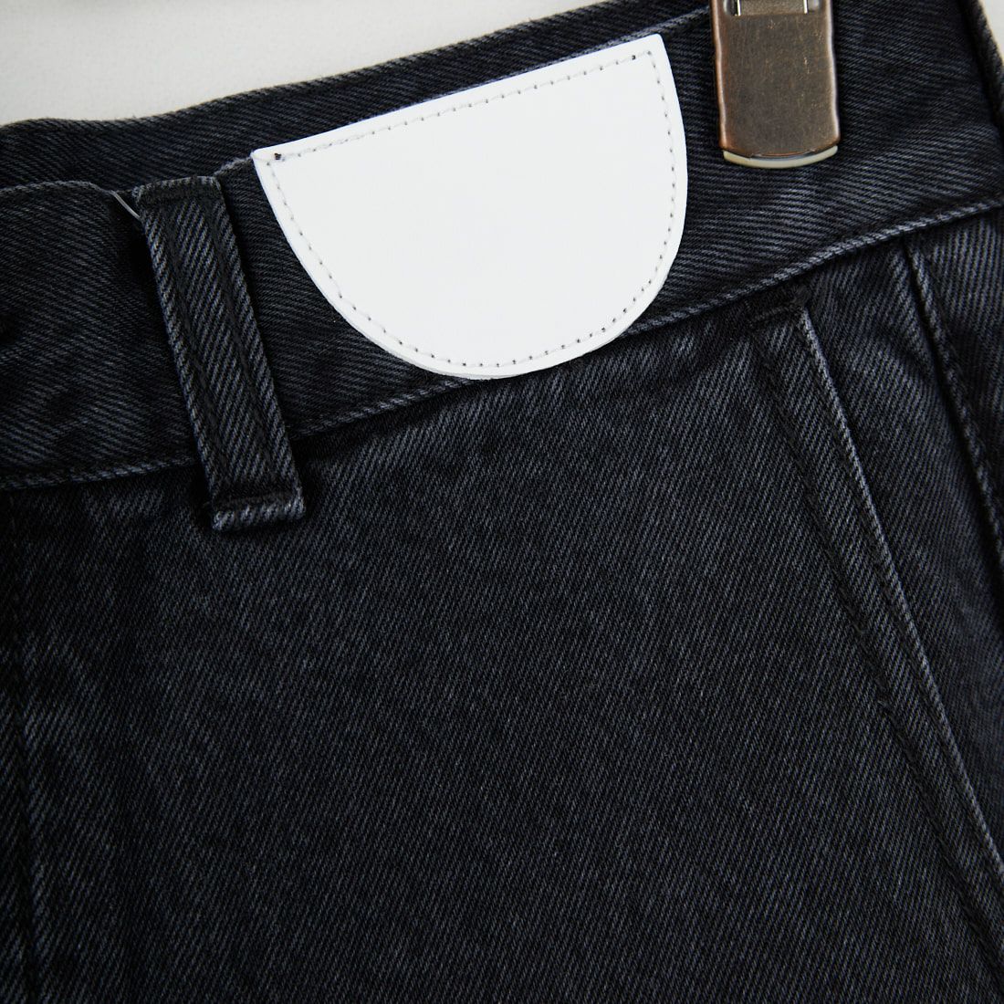 null. [ヌル] フロントバックデニムパンツ [153WFP254010] BLK