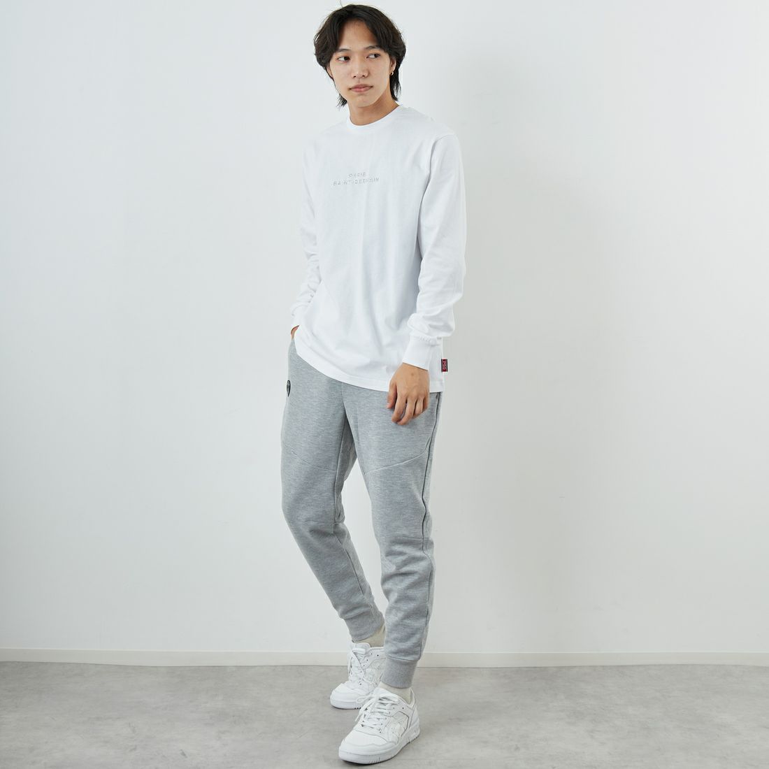 PARIS SAINT-GERMAN [パリ・サンジェルマン] PSG テックフリースパンツ [PS1125FW0001] GRAY &&モデル身長：179cm 着用サイズ：L&&