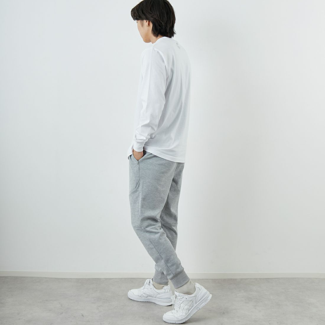 PARIS SAINT-GERMAN [パリ・サンジェルマン] PSG テックフリースパンツ [PS1125FW0001] GRAY &&モデル身長：179cm 着用サイズ：L&&