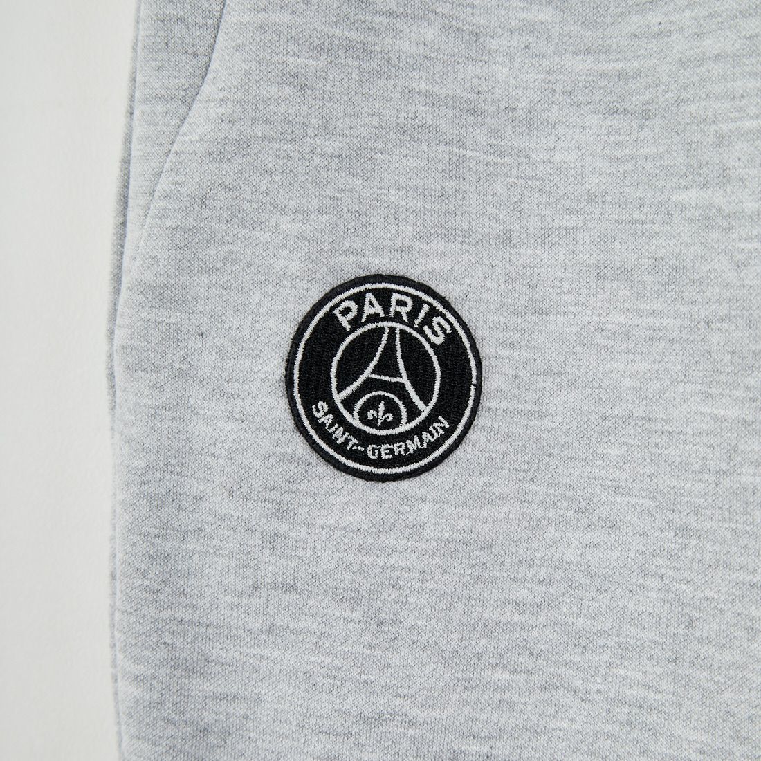 PARIS SAINT-GERMAN [パリ・サンジェルマン] PSG テックフリースパンツ [PS1125FW0001] GRAY