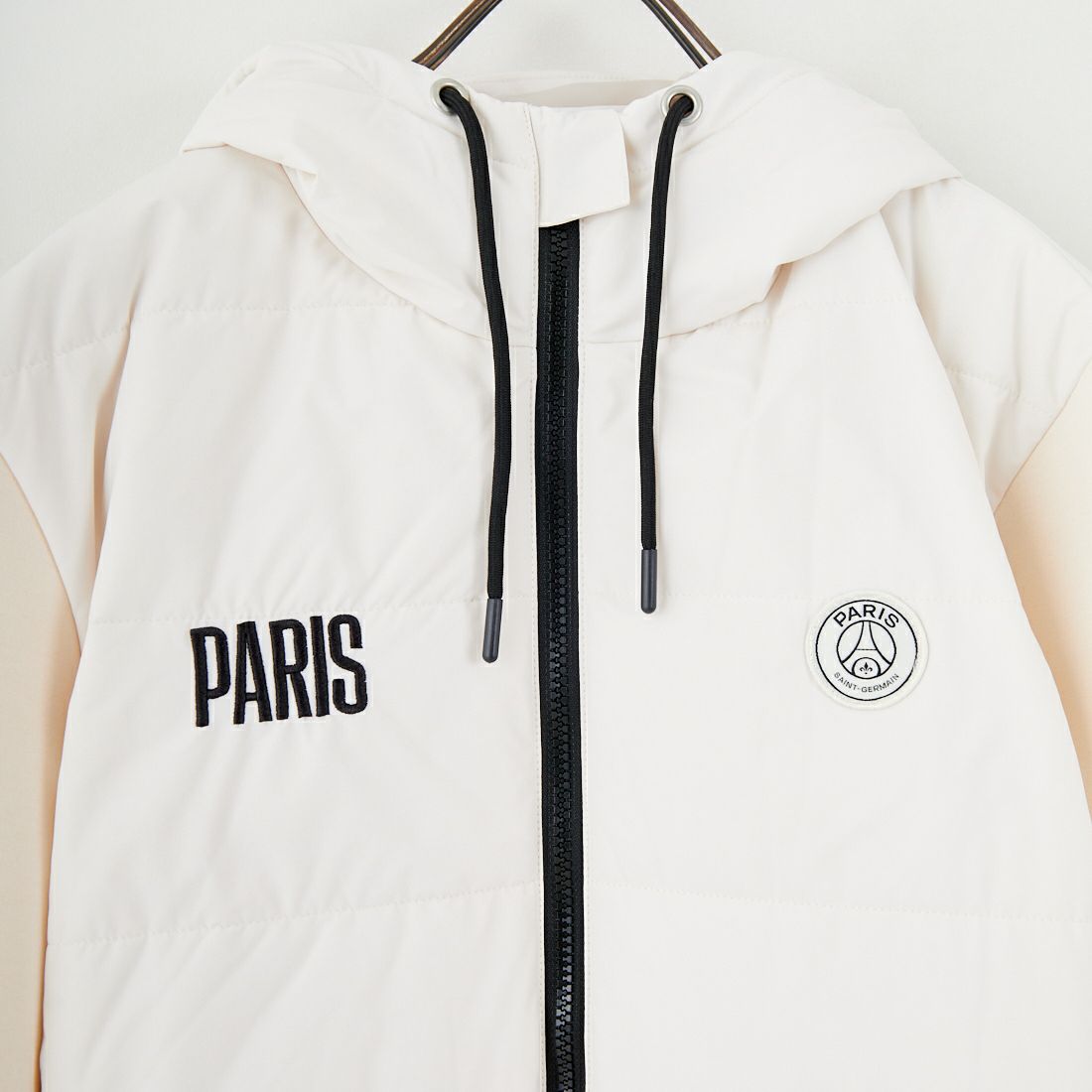 PARIS SAINT-GERMAN [パリ・サンジェルマン] PSG ロゴ刺繍ハイブリットジャケット [PS2325FW0002] IVORY