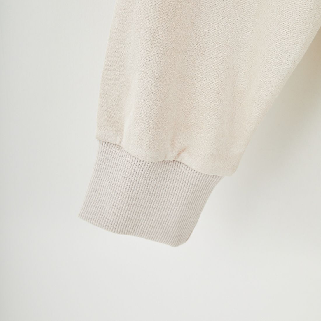 PARIS SAINT-GERMAN [パリ・サンジェルマン] PSG ポリスエードエンボスロゴフーディ [PS0625FW0001] IVORY