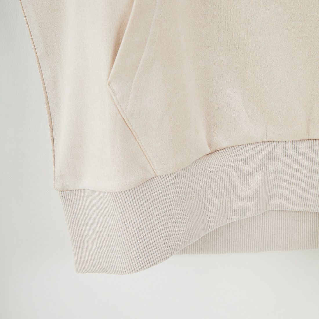 PARIS SAINT-GERMAN [パリ・サンジェルマン] PSG ポリスエードエンボスロゴフーディ [PS0625FW0001] IVORY