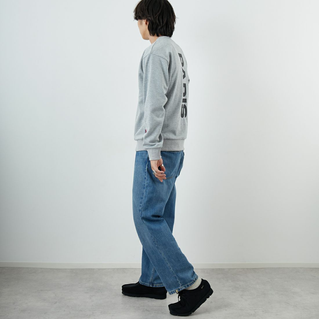 PARIS SAINT-GERMAN [パリ・サンジェルマン] PSG テックフリースクルーネックトップ [PS0525FW0001] GRAY &&モデル身長：179cm 着用サイズ：L&&